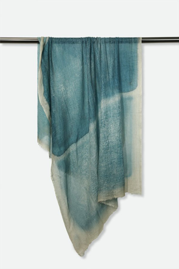 SEAFOAM SCARF IN HAND DYED CASHMERE - Image 2